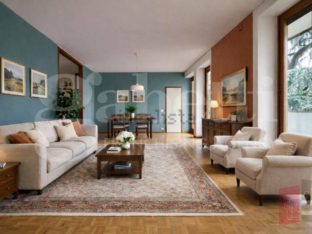 Appartamento in vendita a Centro, Monza