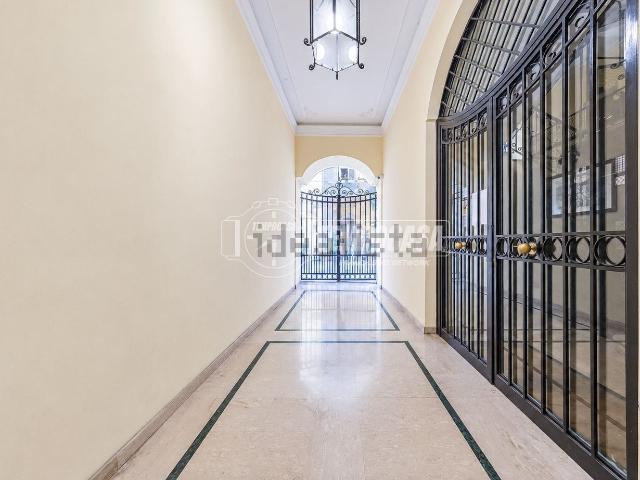 Appartamento in vendita a Prati, Roma