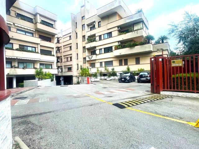 Appartamento in vendita a Caserta, Campania
