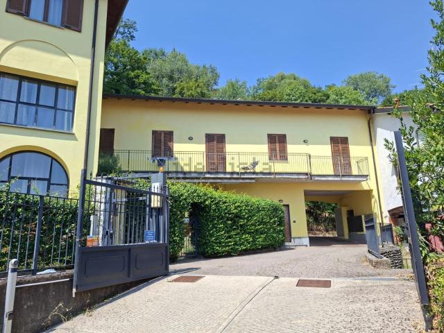 Appartamento in vendita a Lucino, Montano Lucino