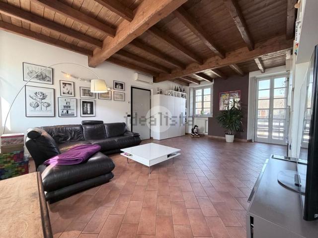 Appartamento in vendita a Corbetta, Lombardia