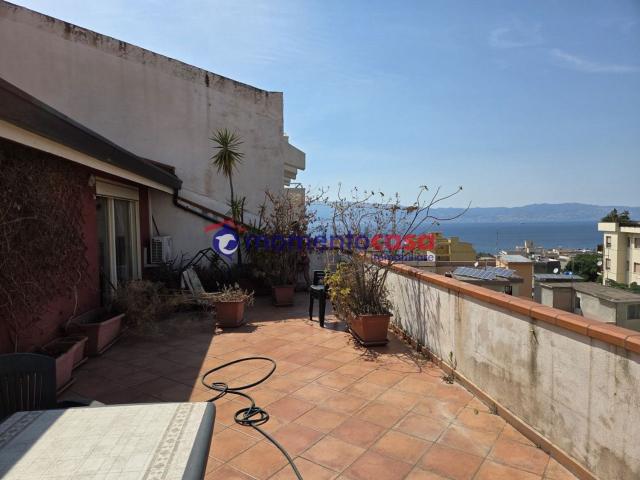 Attico in vendita a Calabria, Reggio Calabria
