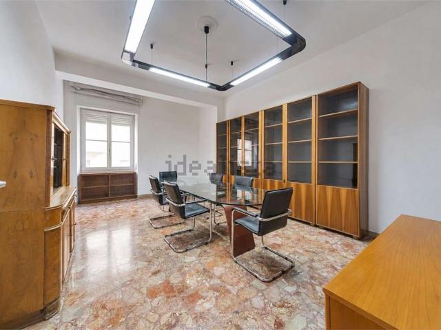Appartamento in vendita a San Benedetto, Cagliari