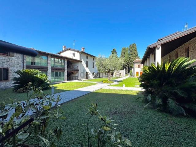 Appartamento in vendita a Comunità Montana Parco Alto Garda bresciano, Salò