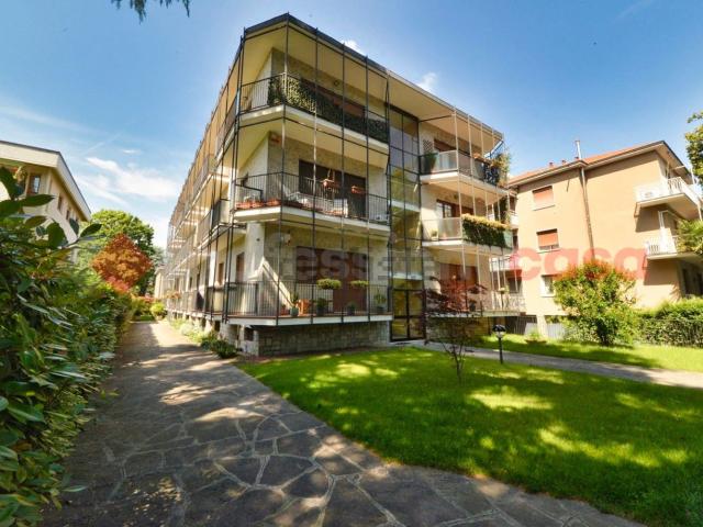 Appartamento in vendita a Quartiere Regina Elena, Cusano Milanino