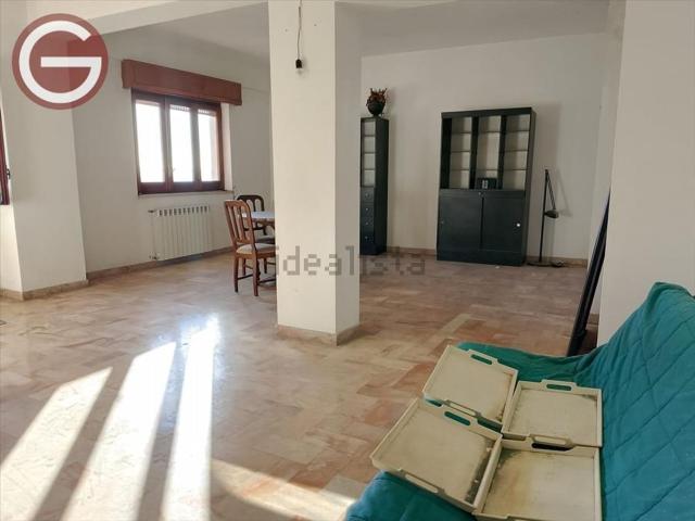 Appartamento in vendita a Calabria, Reggio Calabria