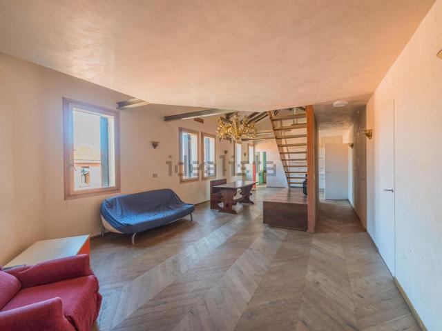 Attico in vendita a Murano, Venezia