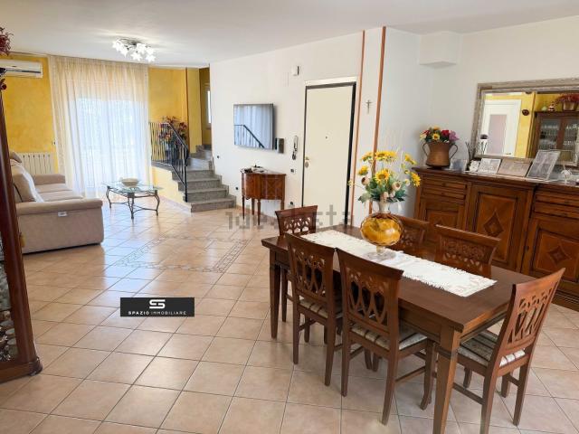 Appartamento in vendita a Teramo, Abruzzo