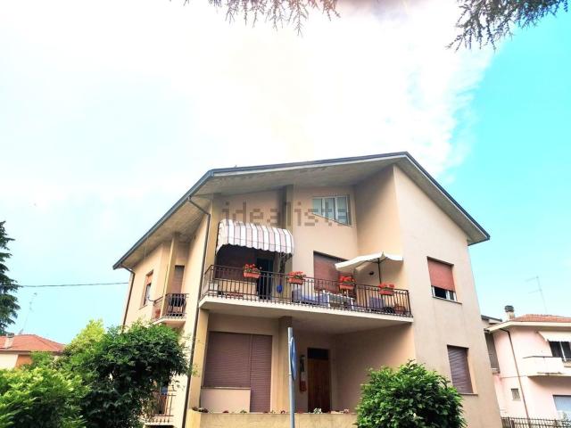 Appartamento in vendita a Collecchio, Parma