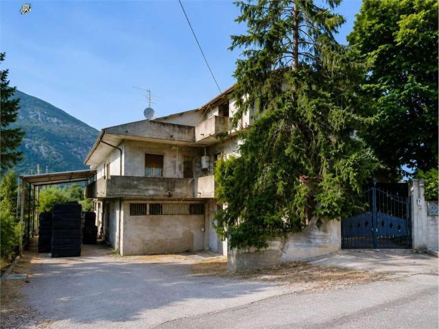 Appartamento in vendita a San Lorenzello, Campania