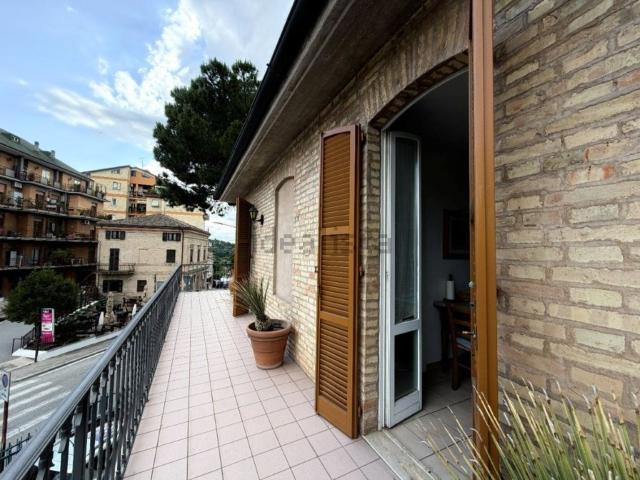 Appartamento in vendita a Santa Croce, Marche