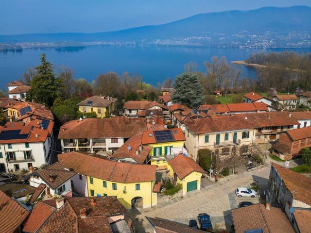 Appartamento in vendita a Cazzago Brabbia, Varese
