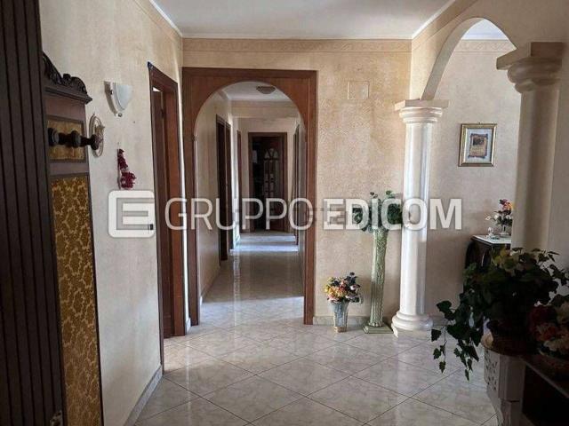 Appartamento in vendita a Calabria, Reggio Calabria