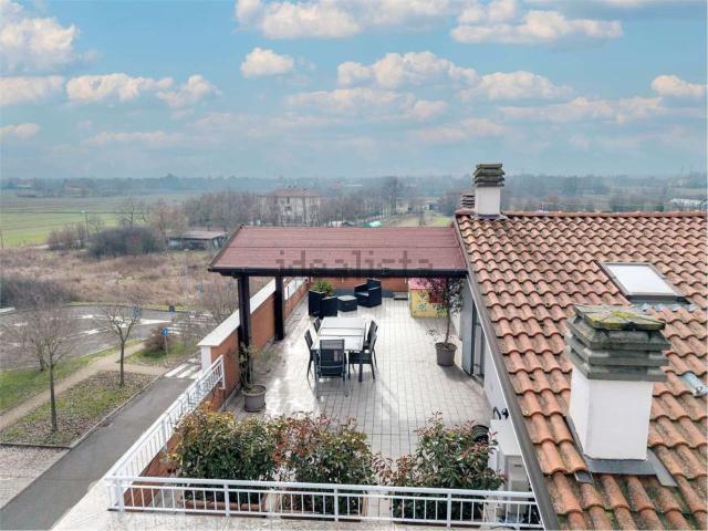 Attico in vendita a Buon Pastore-Sant'Agnese-San Damaso, Modena