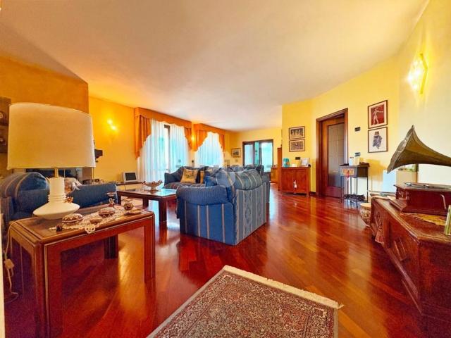 Appartamento in vendita a Gualdo Tadino, Umbria