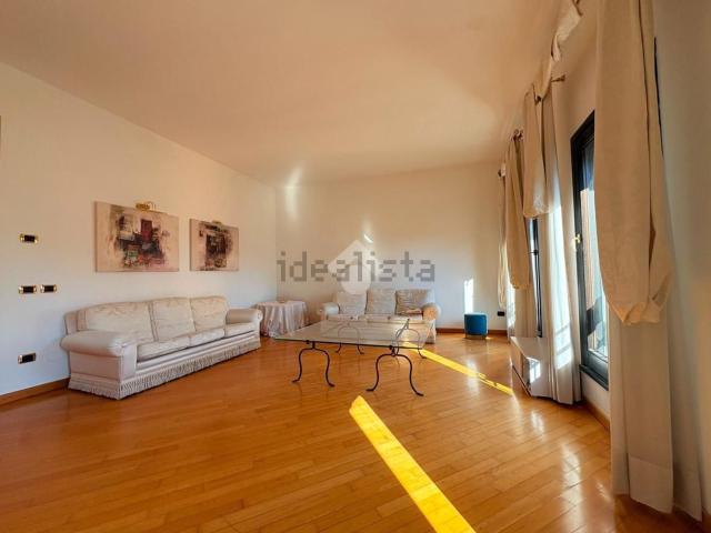 Appartamento in vendita a Suzzara, Lombardia