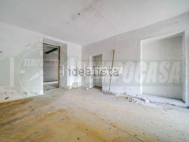 Appartamento in vendita a Cellina, Leggiuno