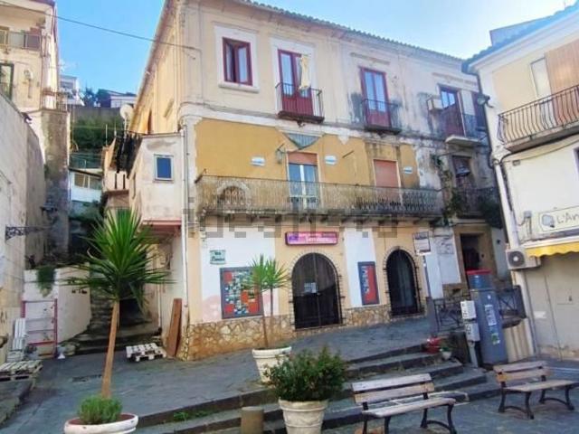 Appartamento in vendita a Calabria, Vibo Valentia
