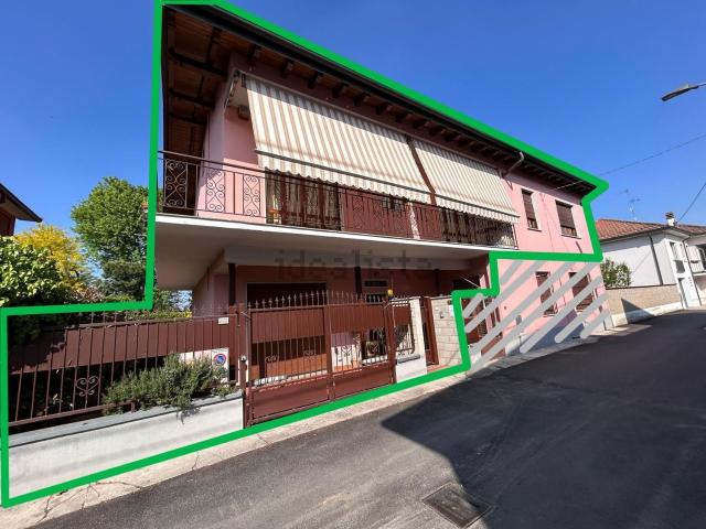 Appartamento in vendita a Garlasco, Lombardia