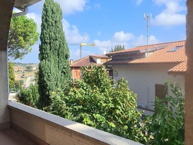 Appartamento in vendita a Chiesanuova, Marche