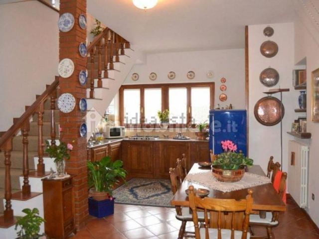 Appartamento in vendita a Colonnetta, Fabro
