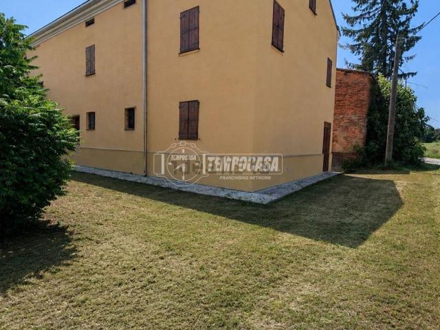 Appartamento in vendita a Unione delle Terre d'Argine, Novi Di Modena