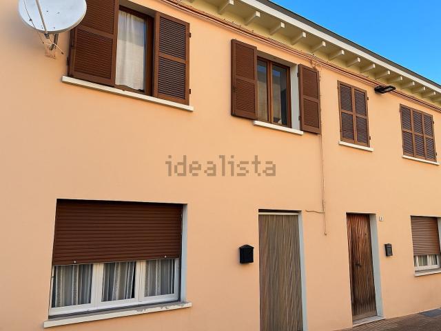 Appartamento in vendita a Terre Roveresche, Marche
