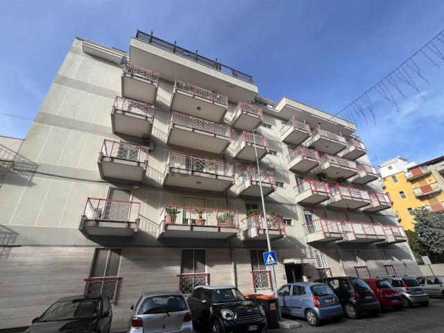 Appartamento in vendita a Puglia, Bari
