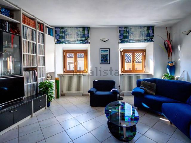 Appartamento in vendita a Volterra, Pisa