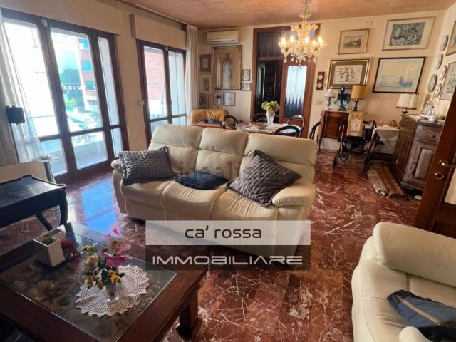 Appartamento in vendita a Mestre-Carpenedo, Venezia
