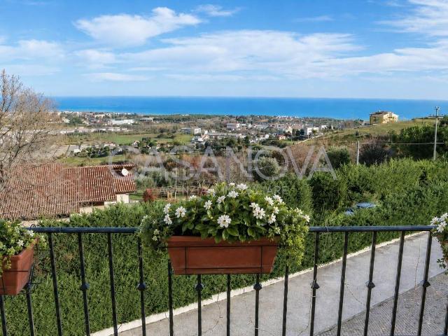 Appartamento in vendita a Giulianova, Abruzzo