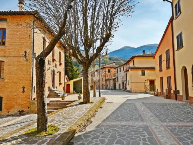 Appartamento in vendita a Nocera Umbra, Umbria