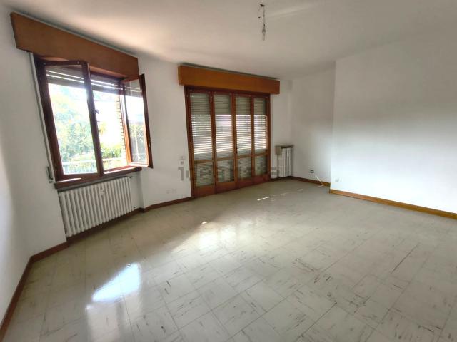 Appartamento in vendita a Treviglio, Bergamo