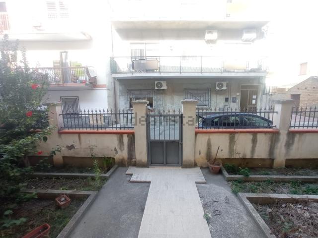Appartamento in vendita a Saracinello, Reggio di Calabria