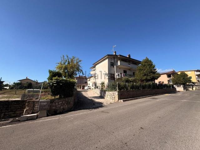 Appartamento in vendita a Valle Mazzone, Lariano