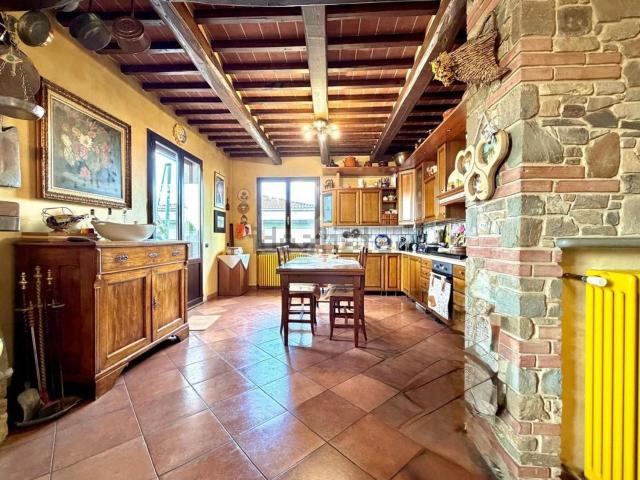 Appartamento in vendita a Nespolo, Pistoia