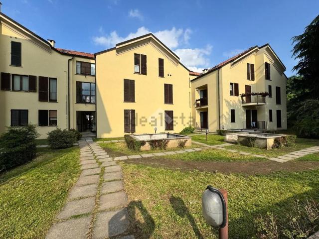 Appartamento in vendita a Cazzaniga, Monza