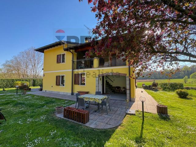Appartamento in vendita a Baraggia, Viggiù