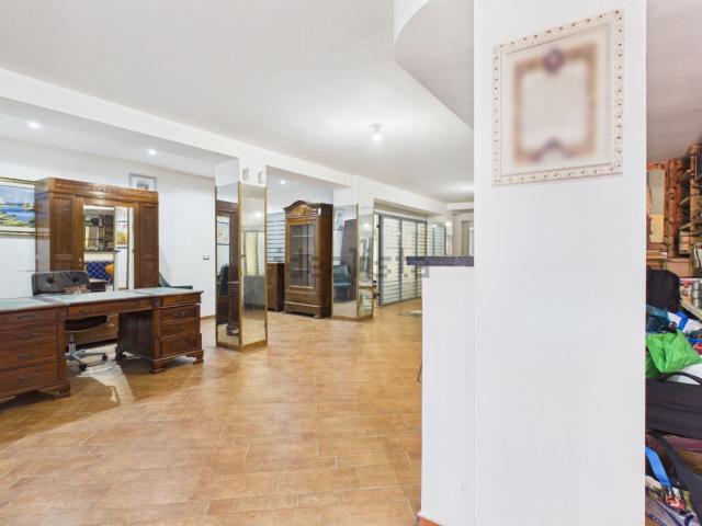 Appartamento in vendita a Centro Regina, Roma Capitale