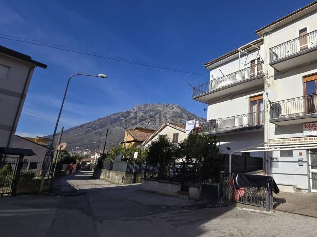 Appartamento in vendita a Montesarchio, Campania