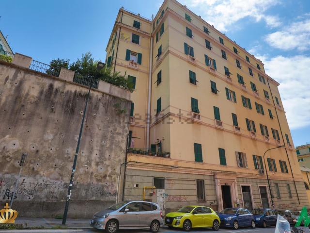 Appartamento in vendita a Centro Est, Serra Riccò