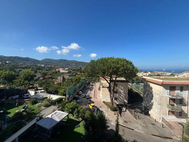 Appartamento in vendita a Meta, Campania