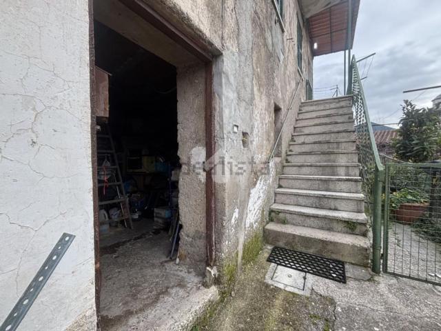 Appartamento in vendita a Terni, Umbria