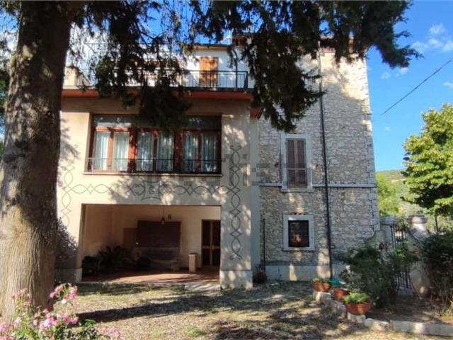 Appartamento in vendita a Guardea, Umbria