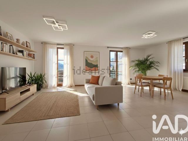 Appartamento in vendita a Comunità Alto Garda e Ledro, Dro