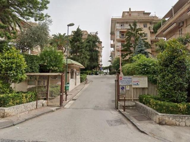Appartamento in vendita a Paratina, Piscinola