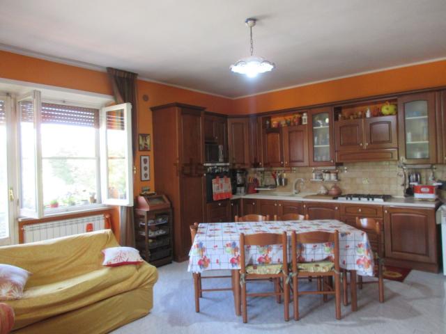 Appartamento in vendita a Patrica, Lazio