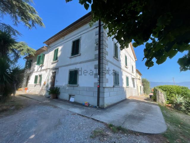 Appartamento in vendita a Quarrata, Toscana