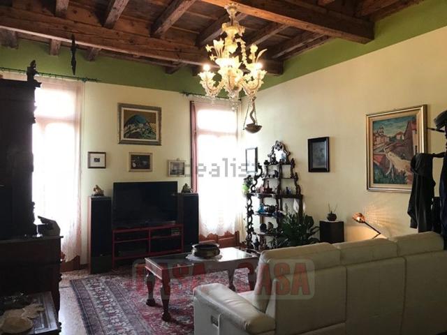 Appartamento in vendita a Este, Padova