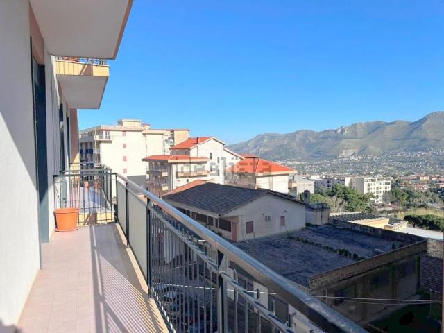 Appartamento in vendita a Villaggio Santa Rosalia, Monreale